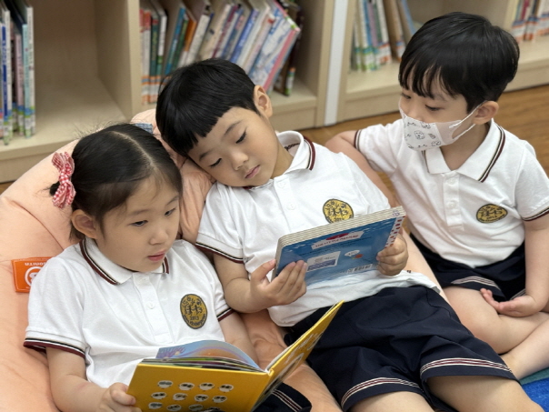 청도 어린이 도서관에 갔어요!